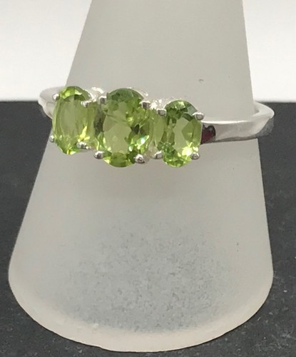 Peridot multistone ring - ,, solid