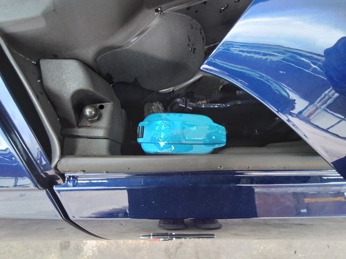 Washer bottle audi - audi, mk5