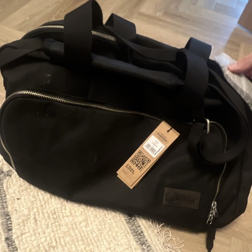 Eastpak black duffle holdall - eastpak,
