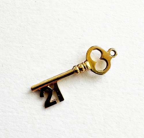 Vintage 9ct solid yellow - 9ct,