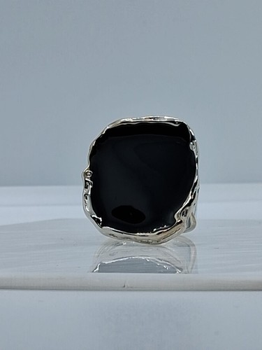 Big silver biack - biack, stone
