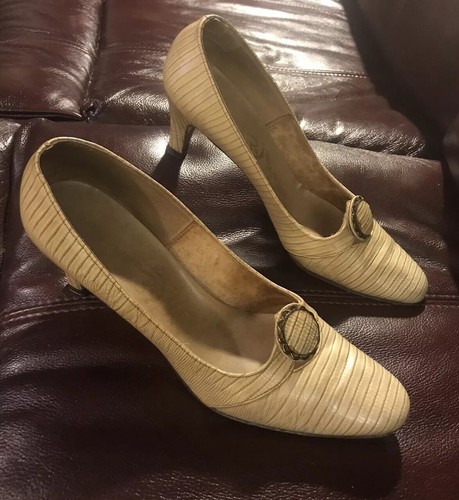 Retro 1960s stage easton - mr,