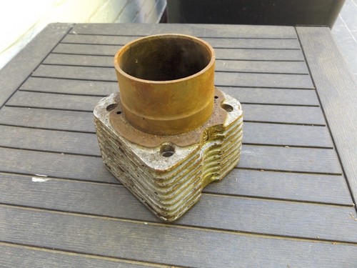 Bsa c15 250cc cylinder barrel - bsa,