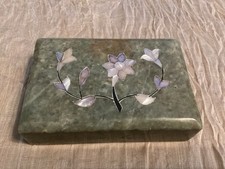 Vintage Jade Box Inlaid with Mother of Pearl Flowers. 6”x4”x1.5” Weight 745g