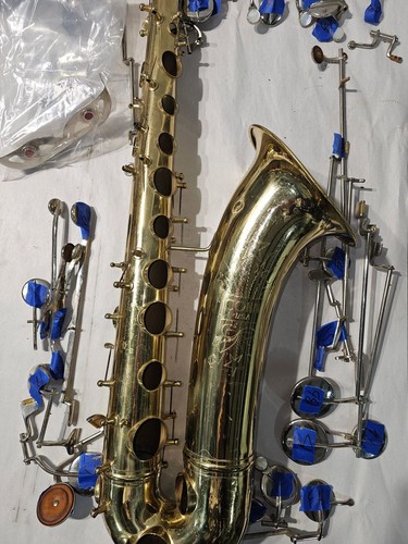 Conn 16m tenor - series),