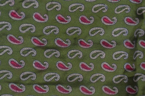 Green silk ascot - , with