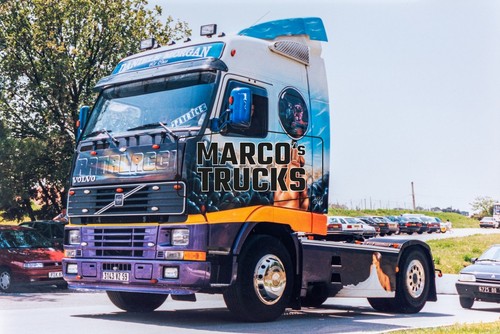 Truck photo volvo just - truck,