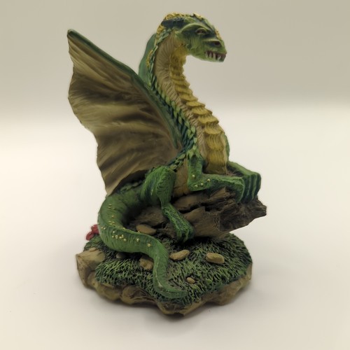 Land the dragons figurine - of,