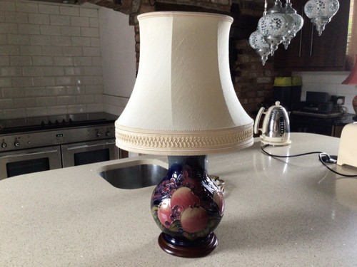 Moorcroft finches and - moorcroft,