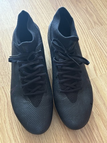 Black nike football shoes - football, size