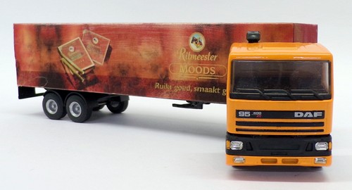 Lion toys scale - 1/50,