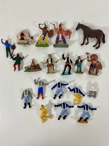 Vintage figures small - small, bundle