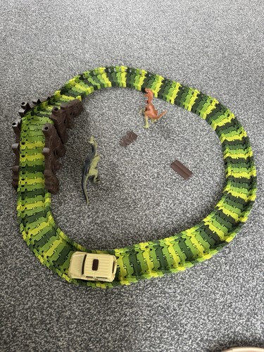 Totally tracks dino jurrasic - totally,