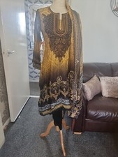  INDIAN Pakistani designer