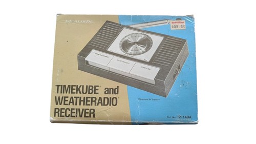 Vintage realistic weatheradio - vintage,