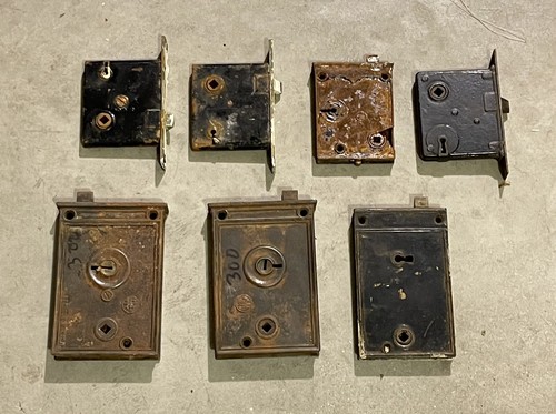 Lot cast iron door - of,