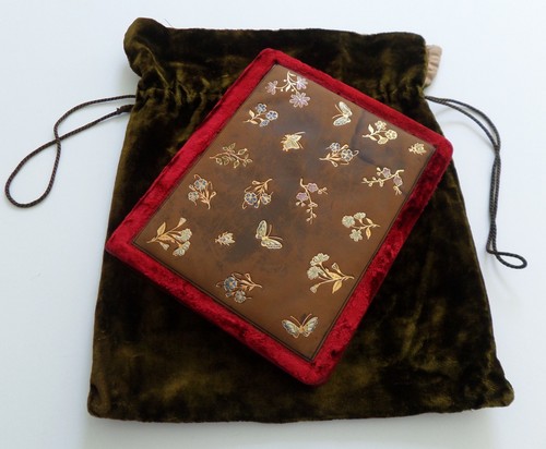 Velvet embossed victorian - embossed,