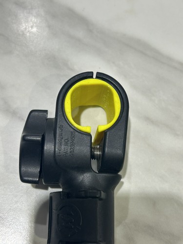 Universal 23m square - 🎣,