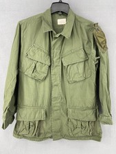 Vintage US Army Jungle Jacket Medium OG-107 Ripstop Vietnam 60s Slant Pockets