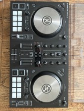 Native Instruments Traktor Kontrol S2 MK3 2-Channel DJ System