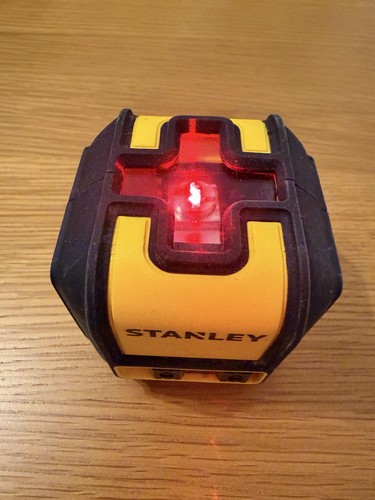 Stanley cubix red cross - cross, line