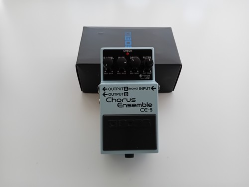 Boss chorus ensemble - ce-5,
