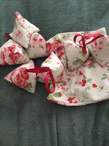 Handmade pink fabric pyramid - ,