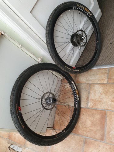 Bontrager king earl wheelset - bontrager,