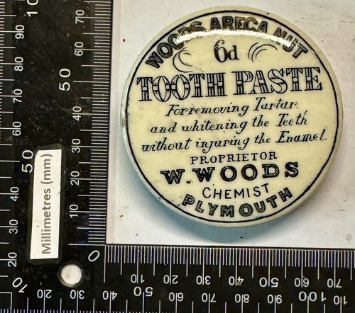 1890 lincoln found pot - found, lid
