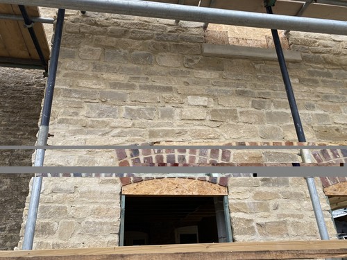 Cotswold building stone - building,