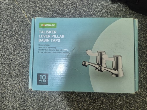 Basin taps pair - taps,