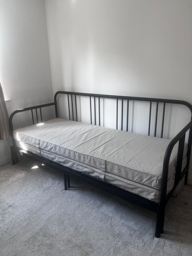 Ikea fyresdal day bed - day,
