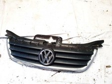 1t0853651 Front Bonnet Grille