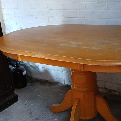 Round wooden pedestal dining - wooden,