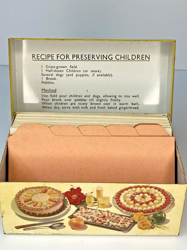 Vintage 70s metal box - 60,