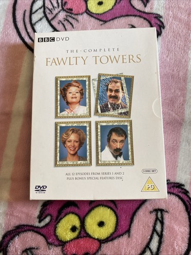 Faulty towers complete - towers,