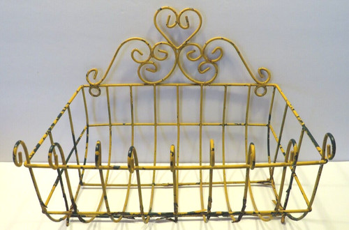 Vtg wire wall basket - wire, rustic