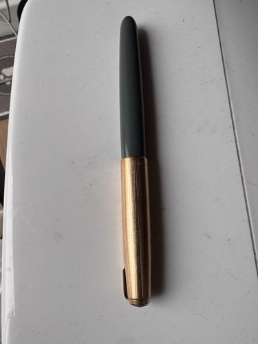 Parker fountain pen - 51,