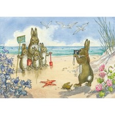 Molly Brett - QUITE STILL