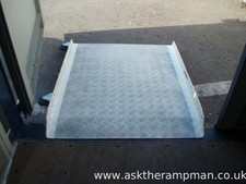 4ft long x3ft Wide 6mm Aluminium Loading Ramp,Container Ramp with wheels