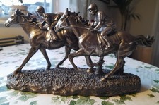 Two Racing Horses & Jockeys Statue Resin/Bronze Mint Condition