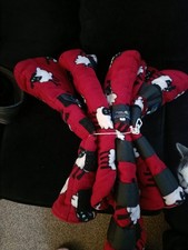 SNUGGY HOODS RED SHEEP MEDIUM