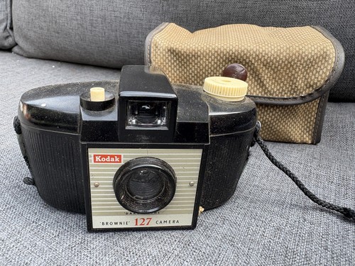 Kodak brownie 127 vintage film - brownie,