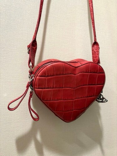 Vivienne westwood heart shaped - vivienne,
