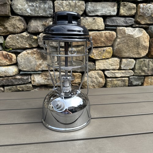 Vintage storm tilley lamp - ,
