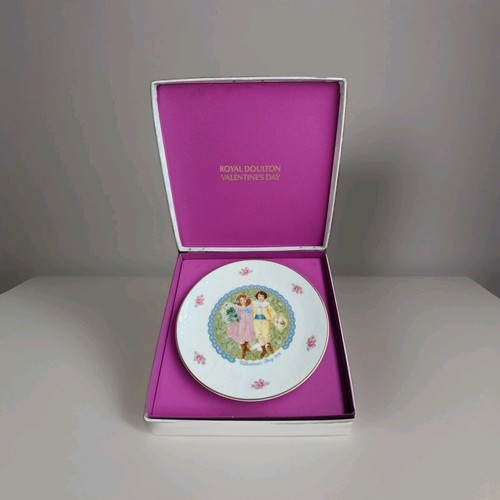 Royal doulton collectable - royal,