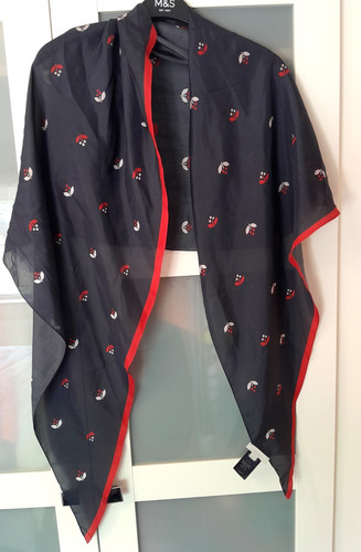 Hobbs asymmetric 100 silk - 100%,