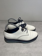 Juicy couture white shoes