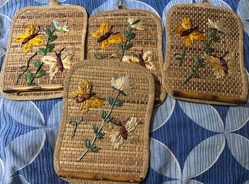 Four wall hanging - hanging, key
