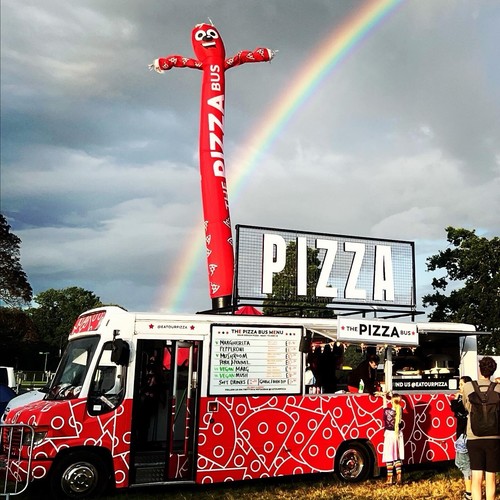 Mercedes pizza street - pizza, food